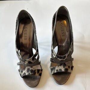 Guess Black and Gray Peep-Toe Heels